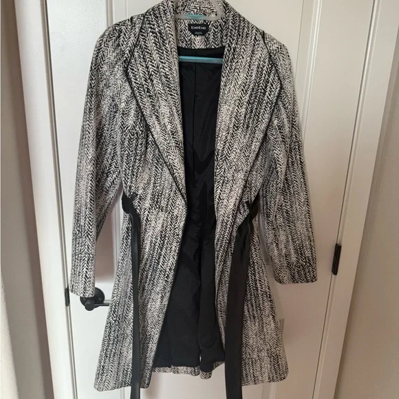 B&W Fit and Flare Coat - Picture 3 of 4